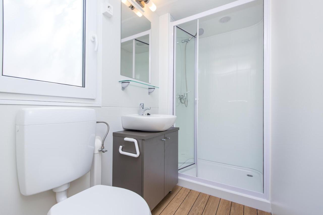 Albatross Mobile Homes On Solaris Camping Fkk-Naturist Poreč Extérieur photo